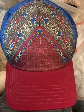 Prana Multicolor Patterned Trucker Hat Maroon Bill NWOT Gorpcore cottagecore